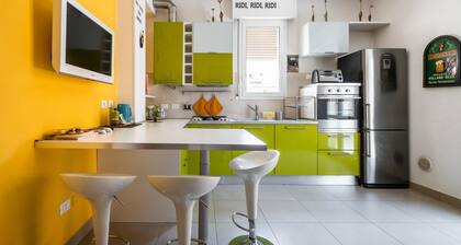 Bergonzoni Modern Apartment by Wonderful Italy