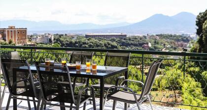Appartamento con Terrazzo a Capodimonte