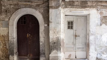 Apartamento, fumadores | 4 dormitorios