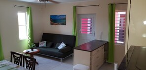 Smart TV - Close to beaches, restaurants, nightlife  and salt pound (Willemstad)