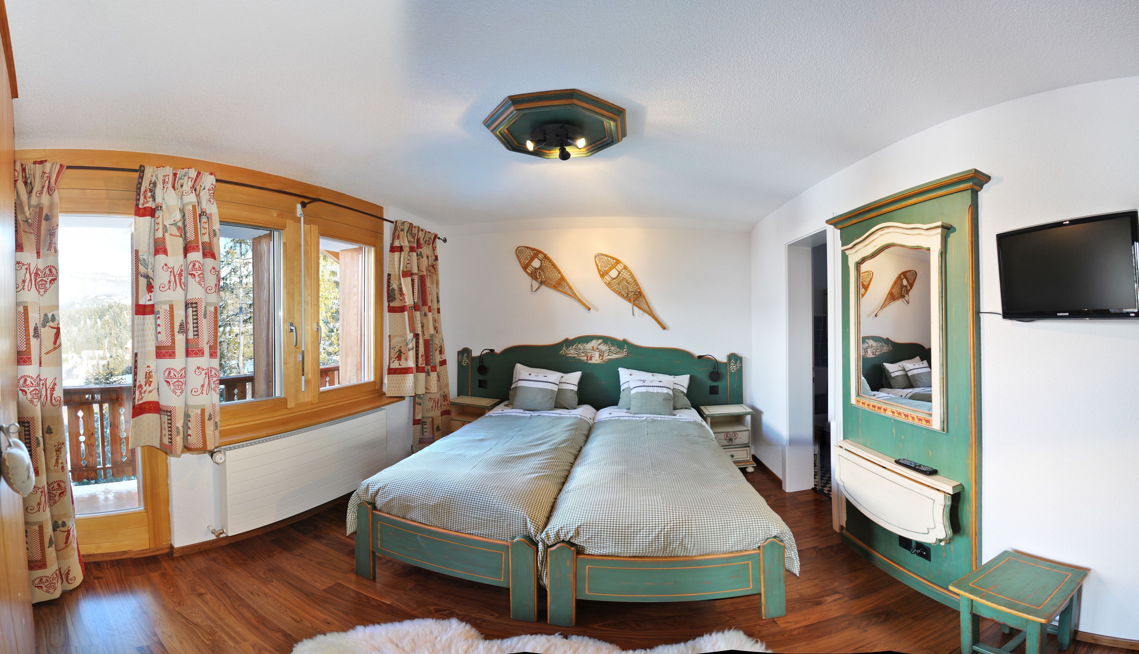 Comfort Double Room | Free WiFi, bed sheets