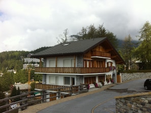 Exterior - Les Petits Mélèzes (Lens)