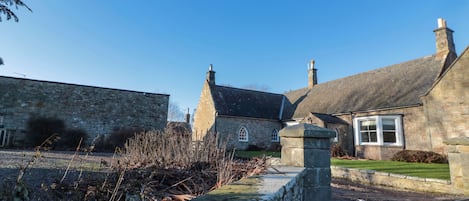 Cottage | Exterior