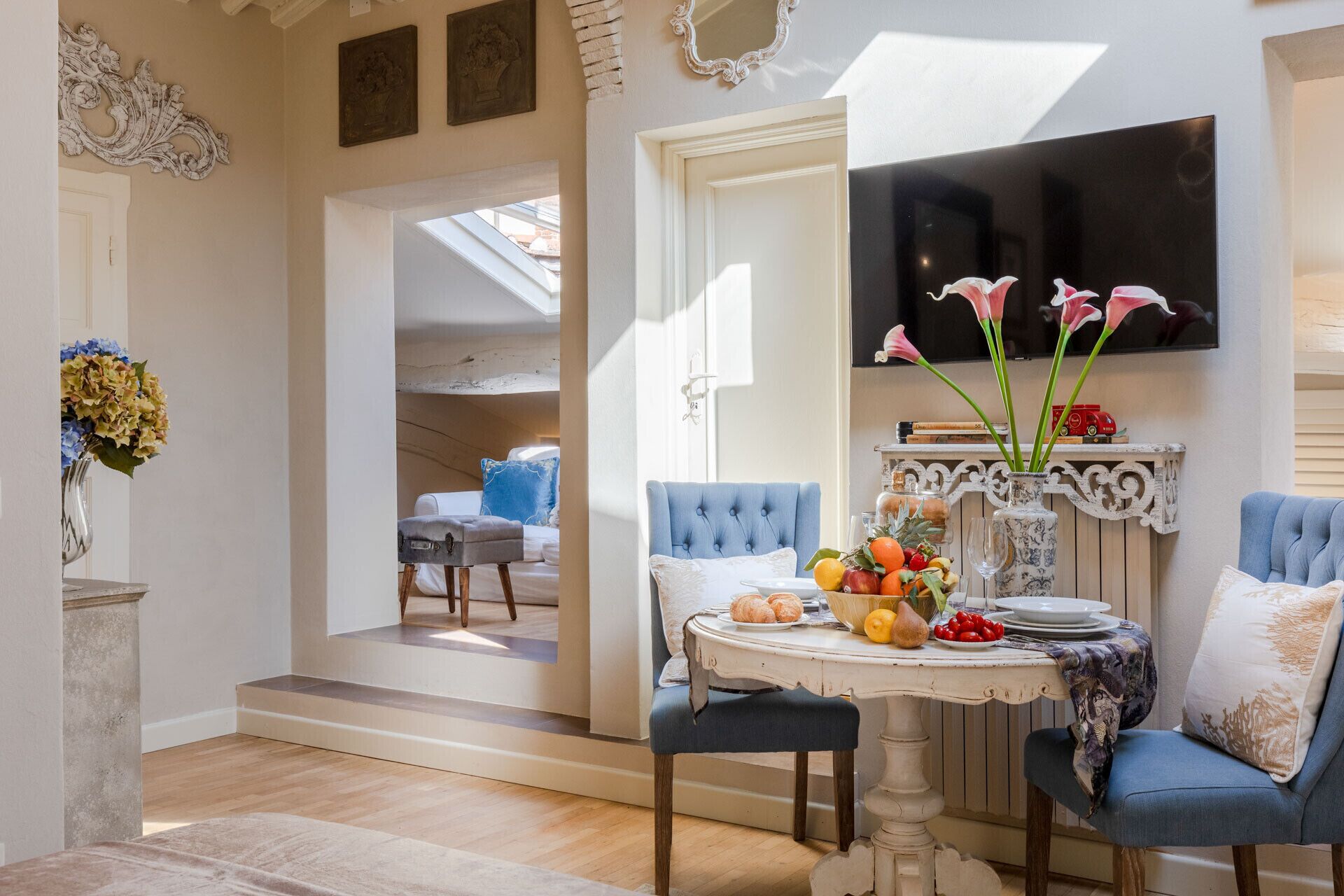 المنشأة من الداخل