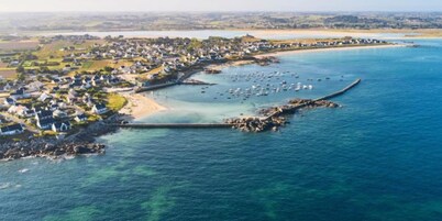 Villa ***** 50m from the beach, relaxation area with SPA, billiards & table soccer