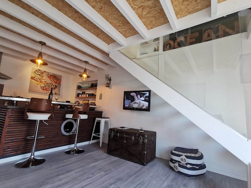 Ultra cosy small house