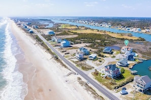 Beach nearby - Bay Manor - Top tier home with everything to offer - Private Pool - Roof Top hot tub (North Topsail Beach)