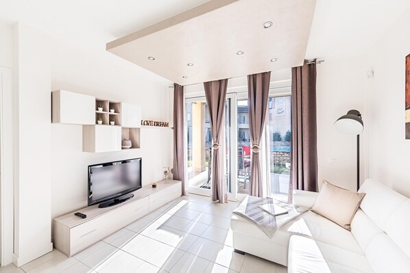 Apartment | 2 bedrooms - Le Corti Caterina B2 Apartment by Wonderful Italy (Lonato del Garda)