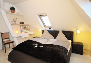 3 chambres, fer et planche à repasser, Wi-Fi gratuit, draps fournis