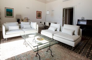Apartment | 3 bedrooms - Seaview Design Home 21 by Wonderful Italy (Syracuse)