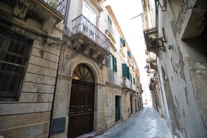 Apartment | 3 bedrooms - Seaview Design Home 21 by Wonderful Italy (Syracuse)