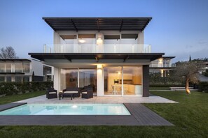 3 bedrooms