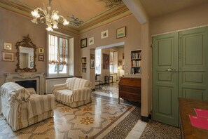 House | 3 bedrooms - Fancy Apartment in Palazzo Grimaldi by Wonderful Italy (Genoa)