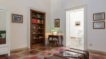 Apartment, Smoking | 1 bedroom