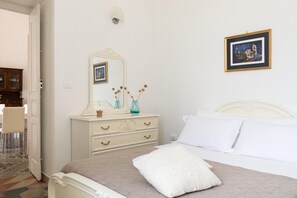 House, Smoking | 1 bedroom
