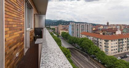 L Orizzonte - Appartamento con Vista Sulla Collina by Wonderful Italy