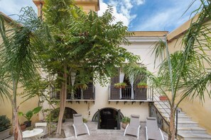 House | 3 bedrooms - Casa d Arte Ugdulena With Terrace and Pool (Palermo)