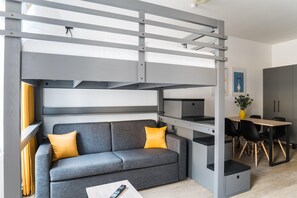 TV, offices - Boxi Studios Berlin S (Berlin)