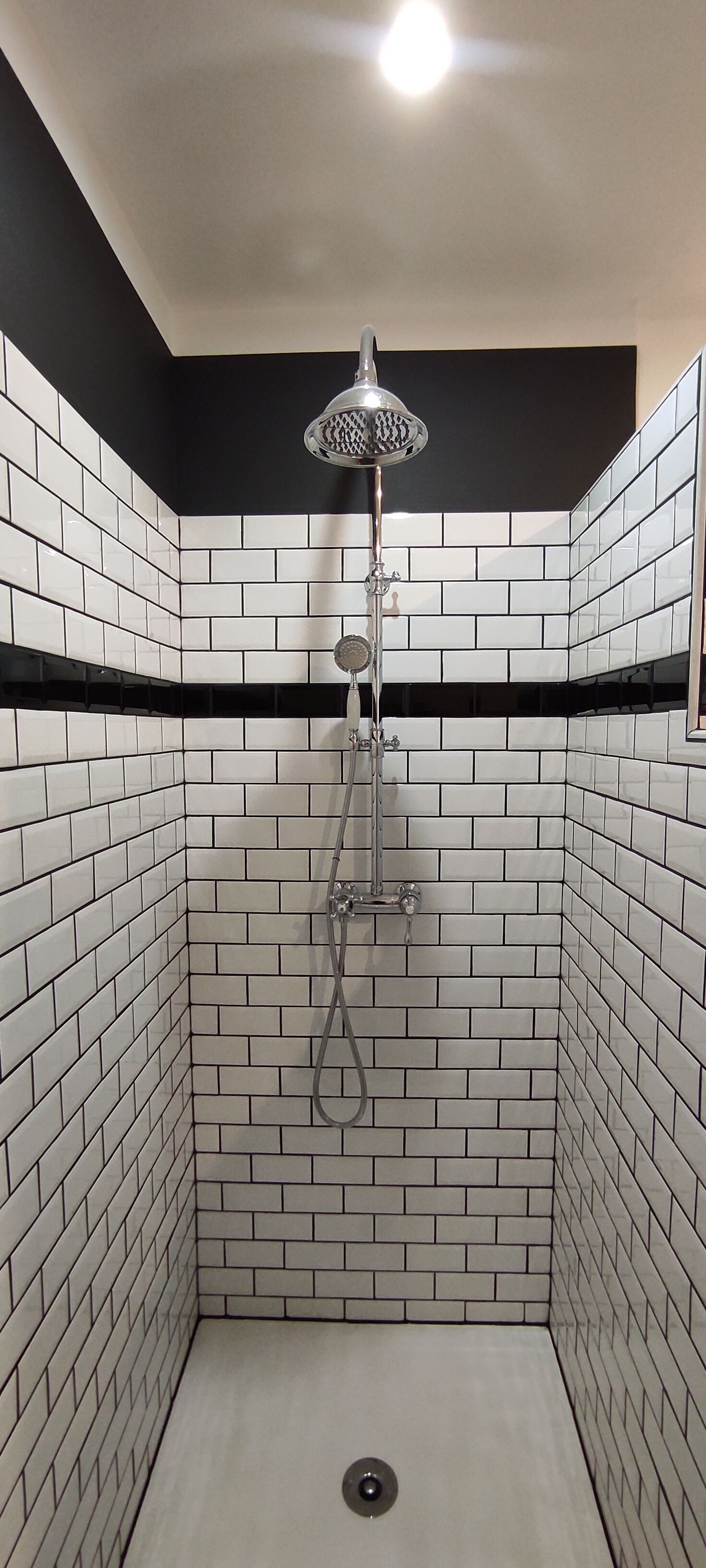 Een douche, een haardroger