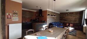 Interior - Apartment among the fir trees (Moussey)