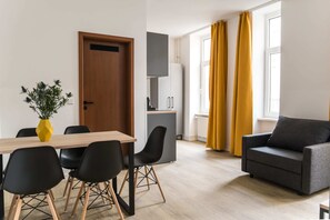 Dining - Boxi Studios Berlin S (Berlin)