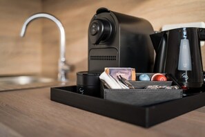 Kaffee und/oder Kaffeemaschine