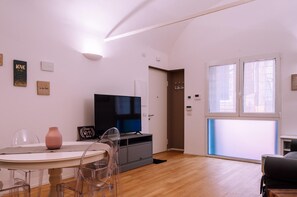 Apartment | 2 bedrooms - Appartamento Alle Due Torri by Wonderful Italy (Bologna)