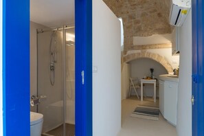 Apartment, Smoking | 1 bedroom