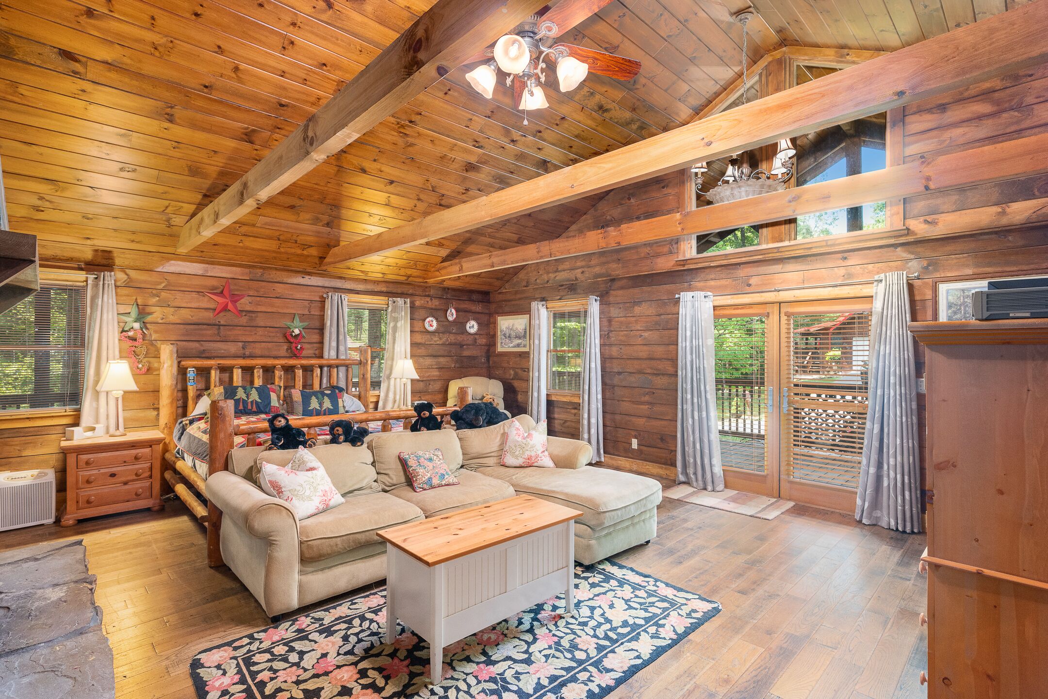 Cabin, Multiple Beds, Hot Tub, Mountain View | Living area | 40-inch flat-screen TV with cable channels, TV, fireplace