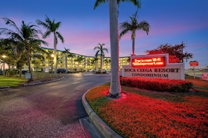 Exterior - The BC Resort on the Water (St. Petersburg)