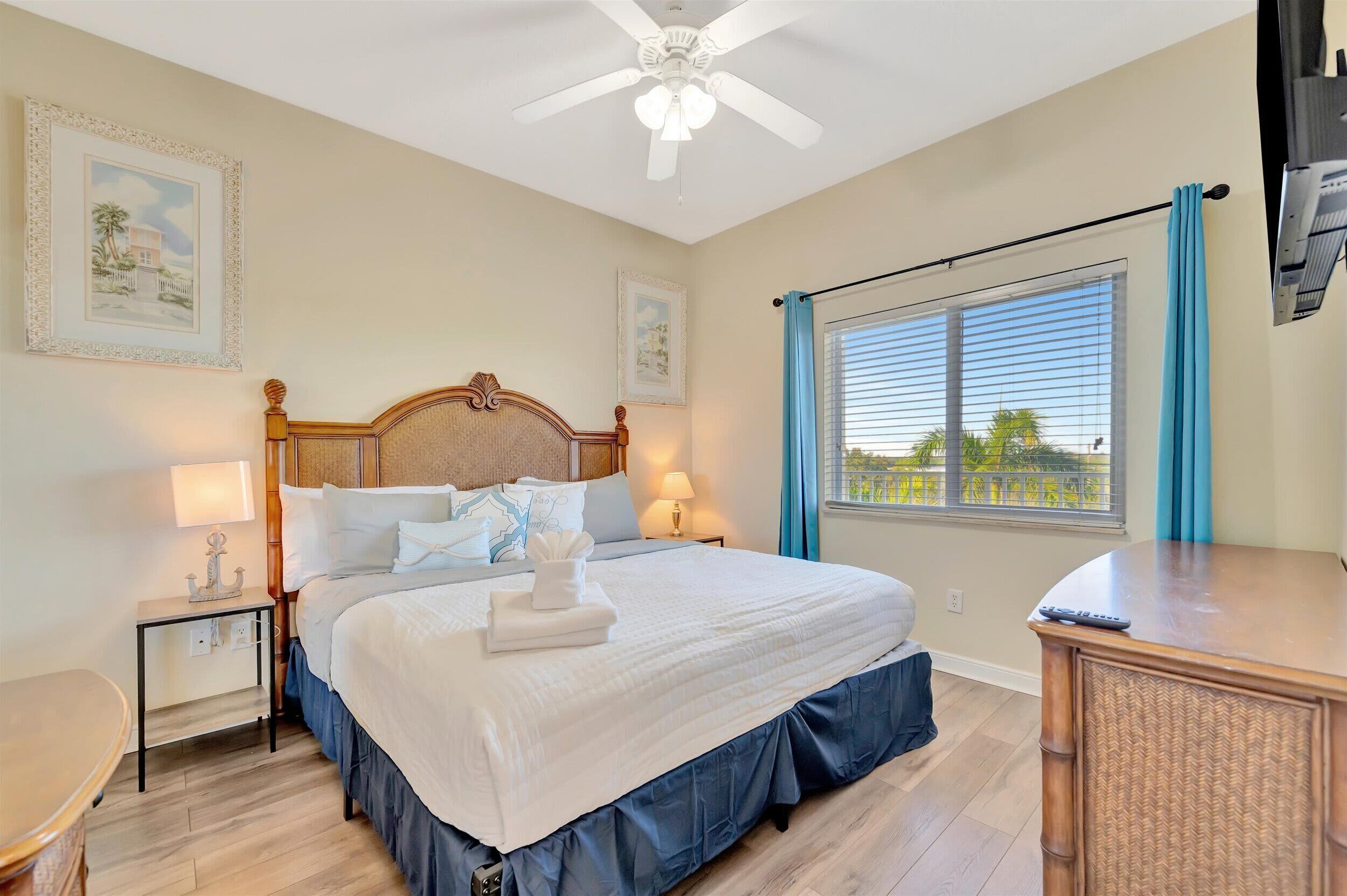 Căn hộ Superior, ban công, quang cảnh vịnh | 1 phòng ngủ, bàn ủi/dụng cụ ủi quần áo 