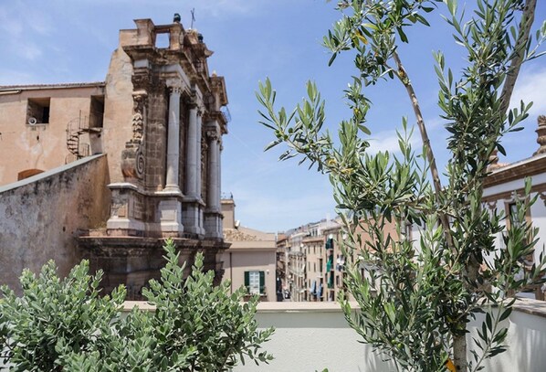 2 عدّة غرف نوم