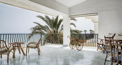 Seafront Terrace in Donnalucata by Wonderful Italy