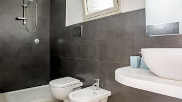 House | Bathroom