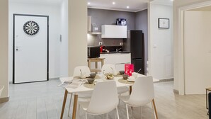 House - Corsica Boutique Apartment 8 by Wonderful Italy (Genoa)