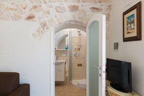 House - Sea and the City Torretta by Wonderful Italy (Ostuni)