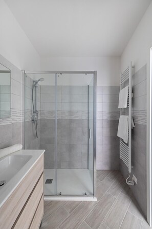 Apartment | 2 bedrooms - San Carlo Borromeo 2 by Wonderful Italy (Soiano del Lago)