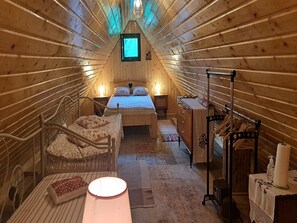 House (One Bedroom Holiday Home with Terrace) | 1 bedroom, soundproofing, cots/infant beds - Kokotova Hiža (Konjšcina)
