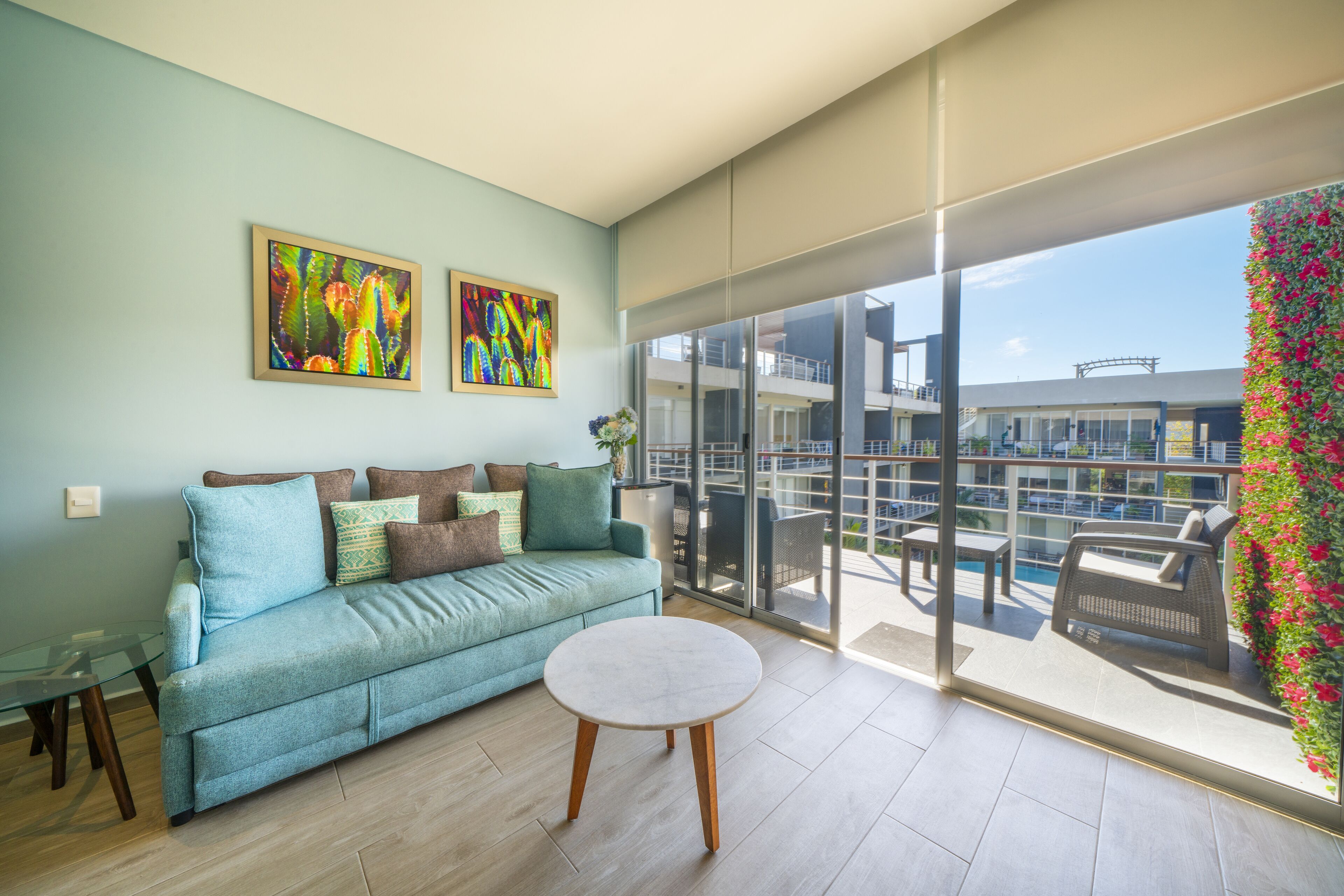 Departamento | Área de sala de estar | Smart TV de 40 pulgadas con canales digitales 