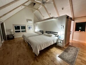 3 bedrooms, desk, WiFi, bed sheets - Remote private, w/5 acre pond and w/Shooting Range @ Devils Hopyard State Park  (East Haddam)