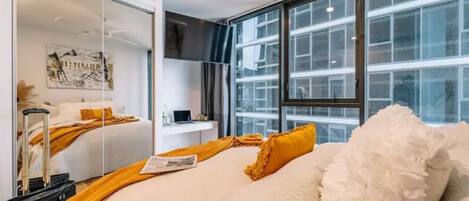 1 bedroom, desk, iron/ironing board, free WiFi