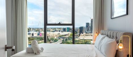 2 bedrooms, desk, iron/ironing board, free WiFi