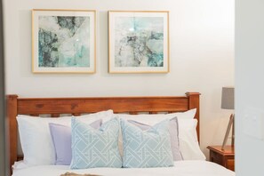 Skrivebord, strygejern/strygebræt, gratis Wi-Fi, sengetøj