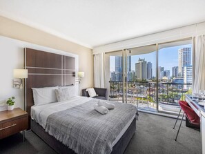 1 camera, una scrivania, ferro/asse da stiro, Wi-Fi