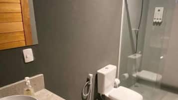 Superior Apartment | Bathroom