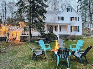 Terrace/patio - Maison du Quai : Spa | Fireplace | Slow Living (Sainte-Pétronille)