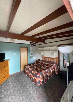 1 多间卧室、WiFi