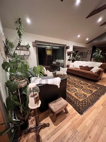 Unique Cottage near Canyon Lands National Park