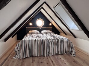 2 dormitorios, cuna de viaje, wifi gratis y ropa de cama