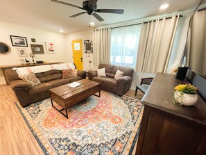 Älytelevisio, kirjoja